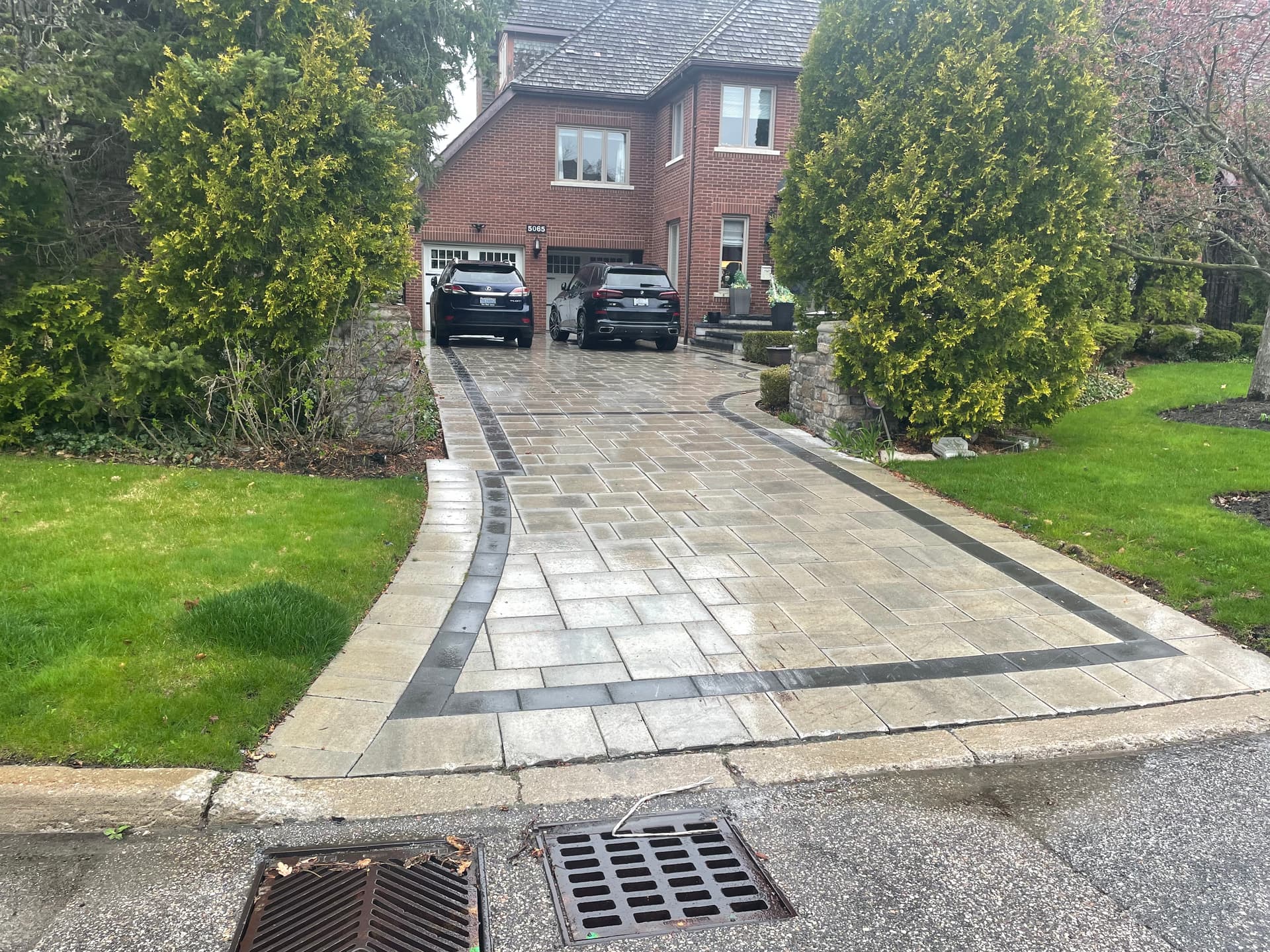 High-quality driveway and walkway installation